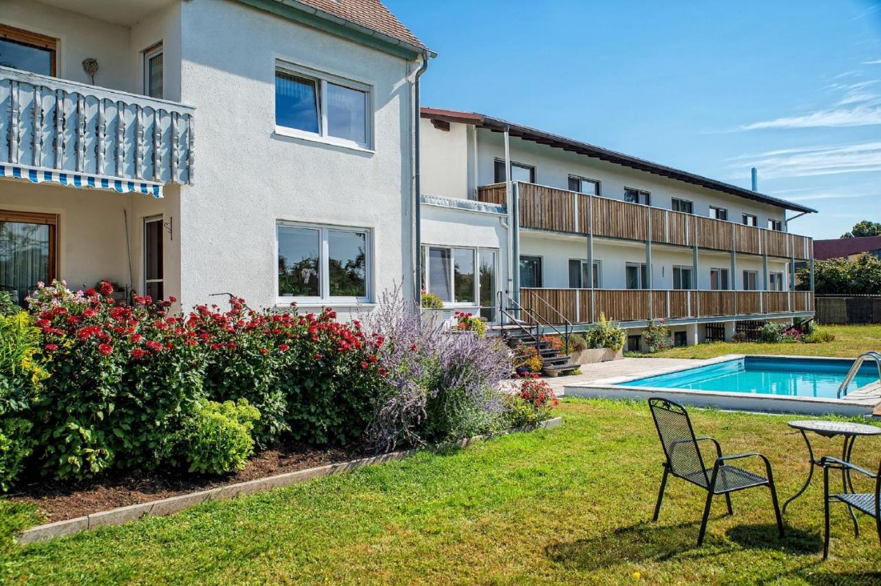 Hotel-Pension Seitz Wolframs-Eschenbach Dış mekan fotoğraf